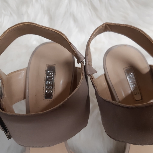 Guess sandals - Picture 2 of 5